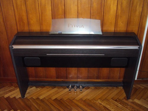 Casio privia top px 720 price