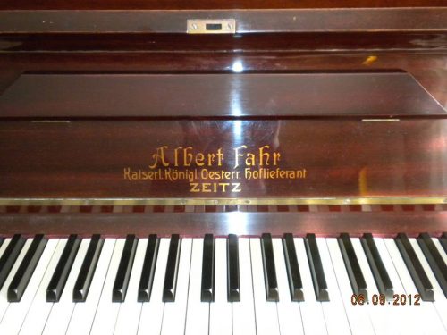 Piano1